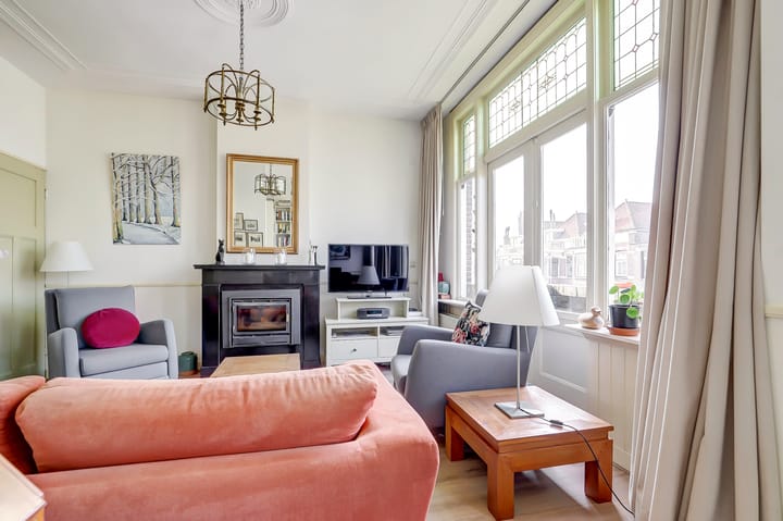 Photo 17 of Emmastraat 34