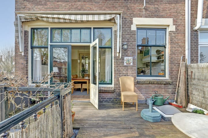 Photo 23 of Emmastraat 34
