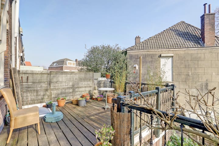 Photo 24 of Emmastraat 34