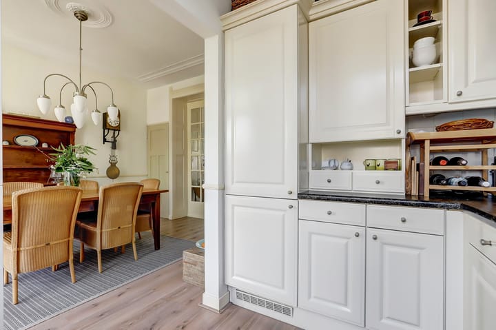 Photo 27 of Emmastraat 34