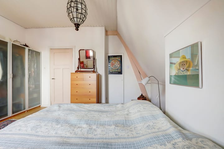 Photo 31 of Emmastraat 34