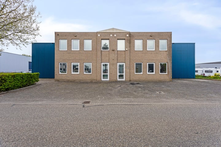 Nijverheidsweg 1, Heinenoord