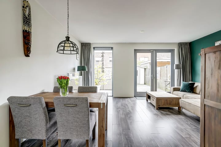 Foto 11 van Nevenspoor 18