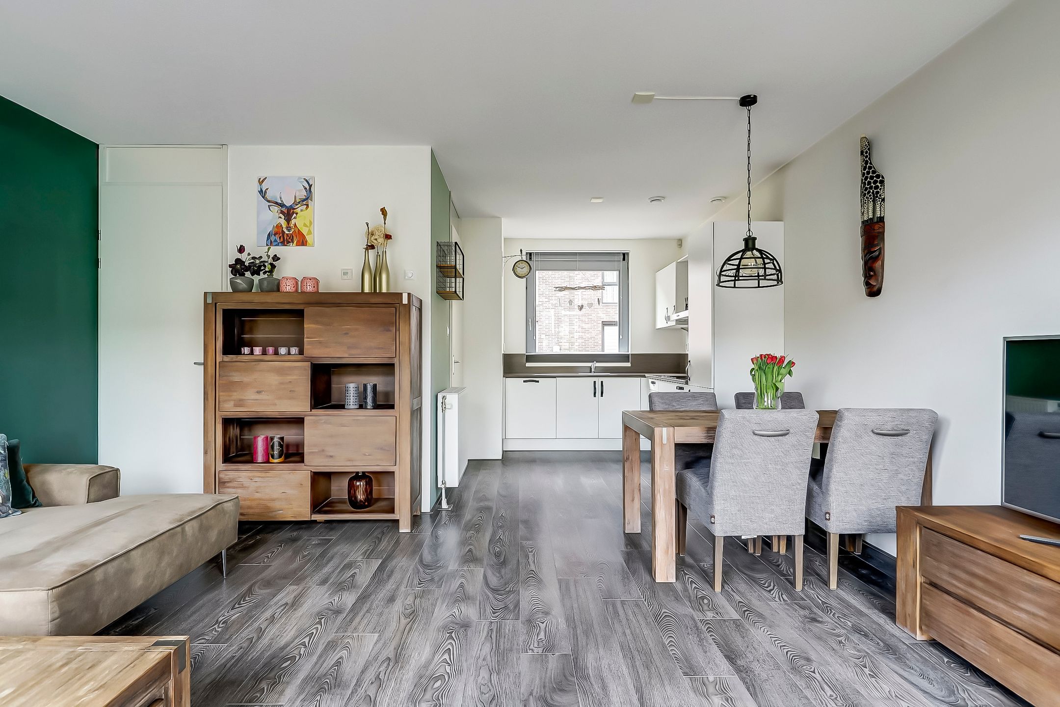 Photo 12 of Nevenspoor 18