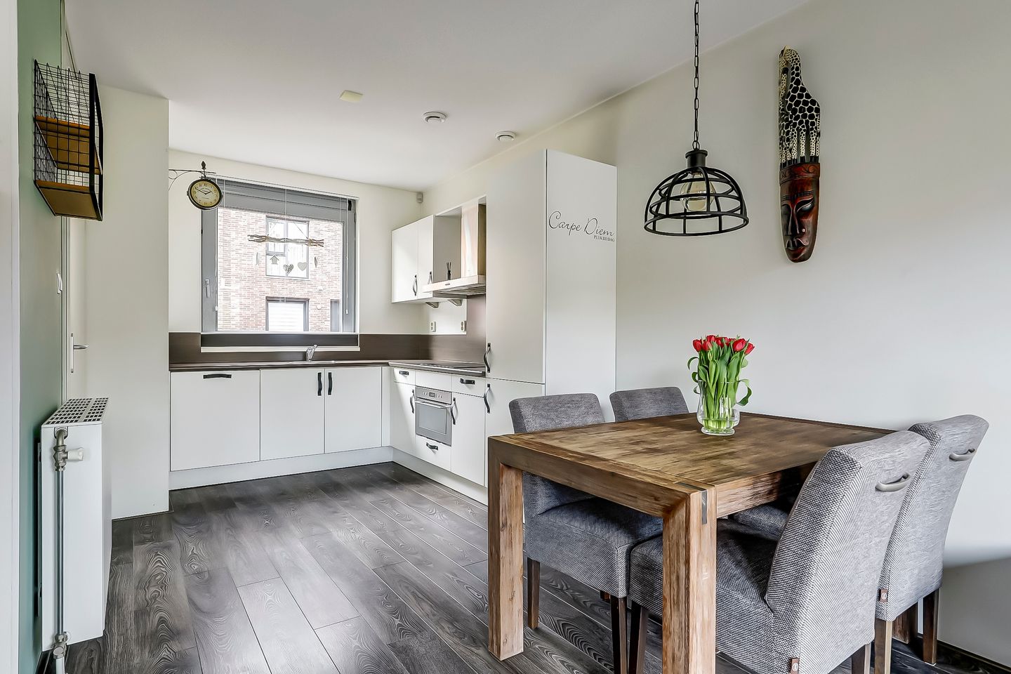 Photo 14 of Nevenspoor 18