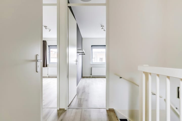 Foto 20 van Nevenspoor 18