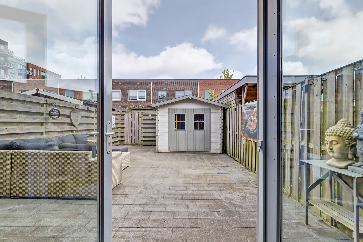 Photo 29 of Nevenspoor 18