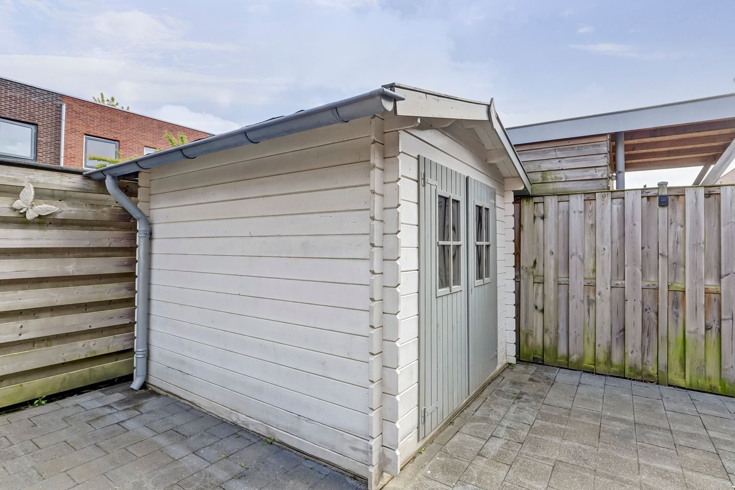 Photo 35 of Nevenspoor 18