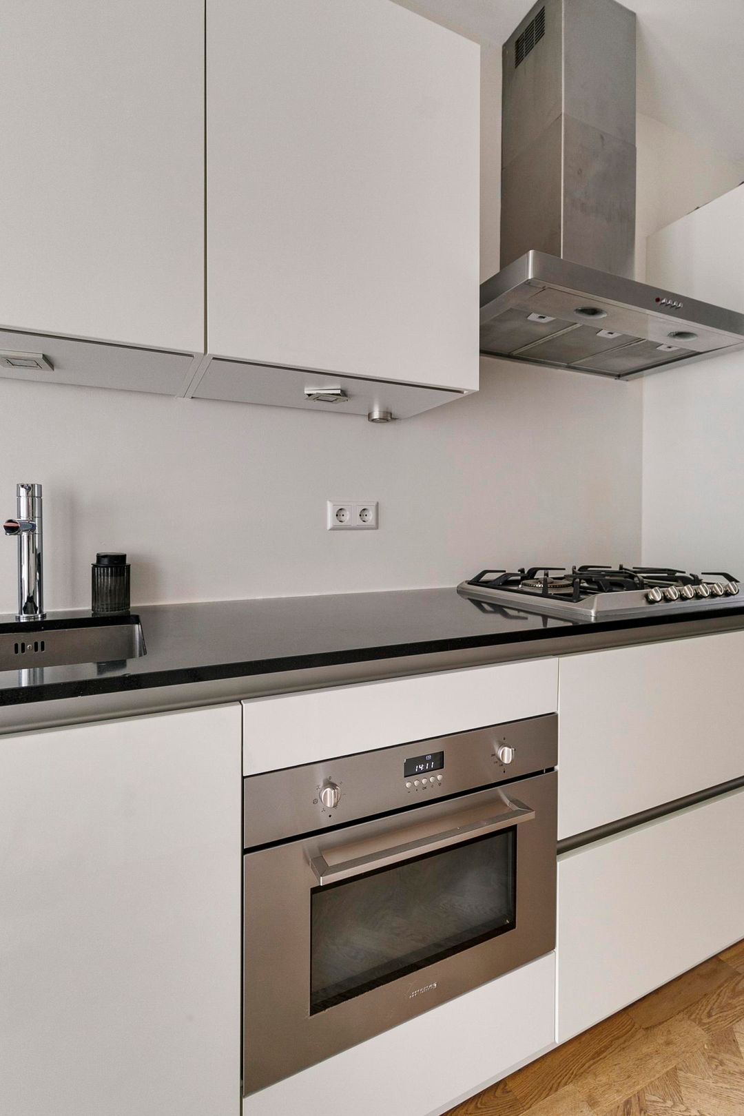 Photo 13 of Rustenburgerstraat 73-1