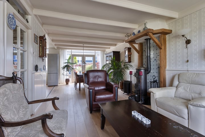 Photo 7 of Graaf Lodewijkstraat 4