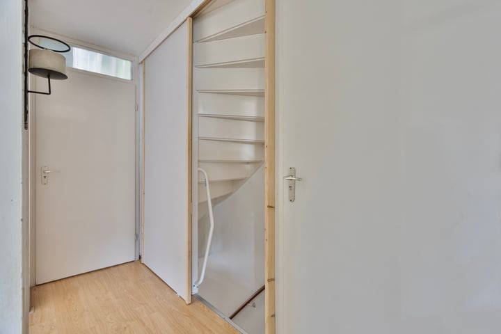 Photo 18 of Graaf Lodewijkstraat 4