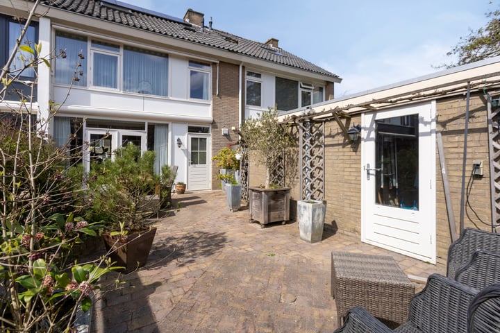 Photo 35 of Graaf Lodewijkstraat 4