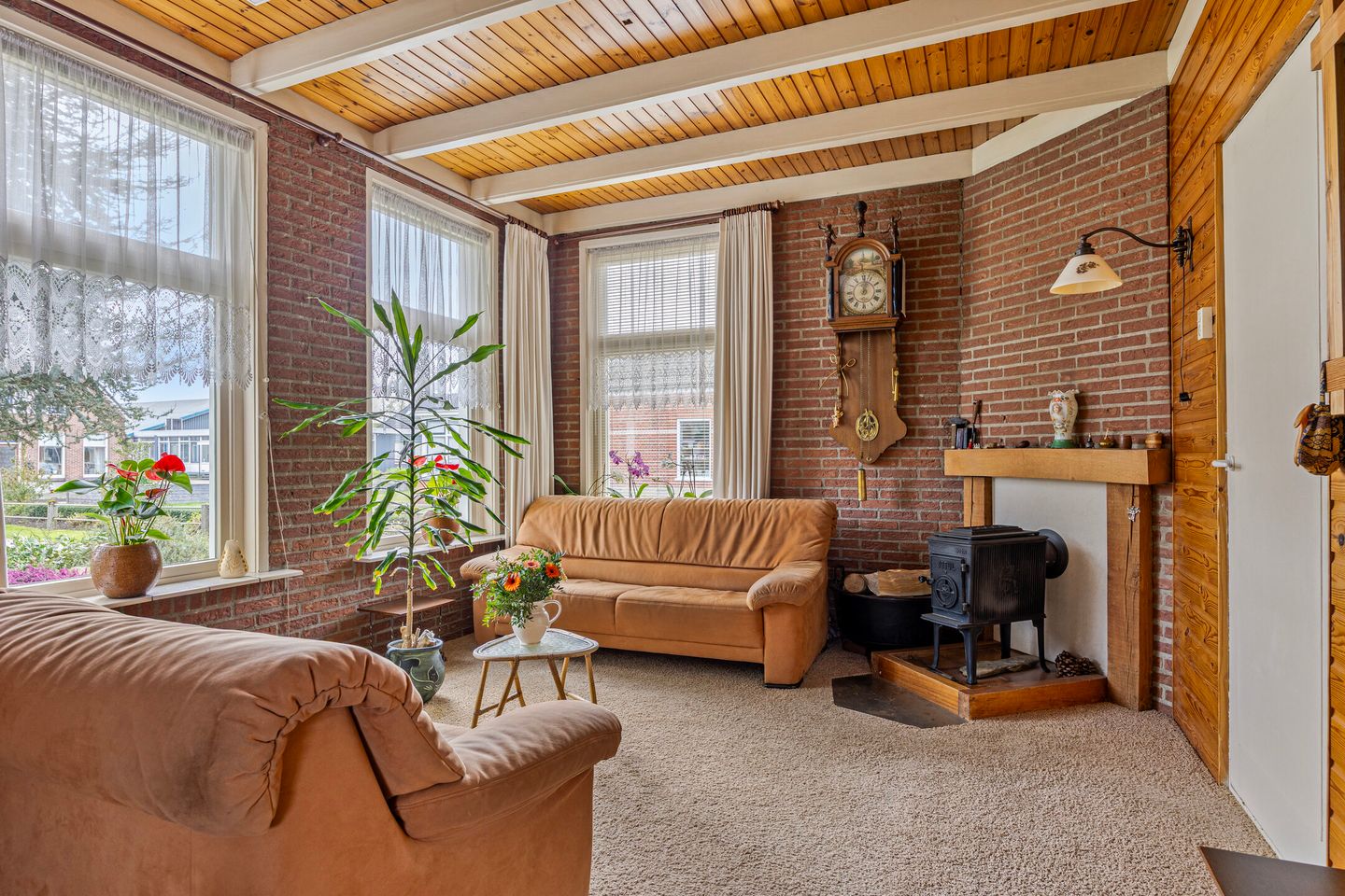 Photo 10 of Kruisweg 34