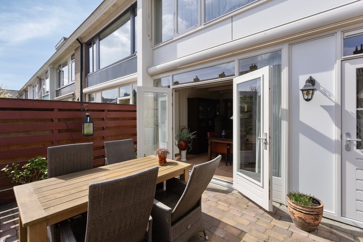 Photo 39 of Graaf Lodewijkstraat 4