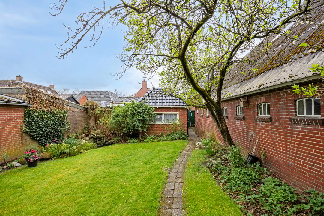 Photo 37 of Kruisweg 34