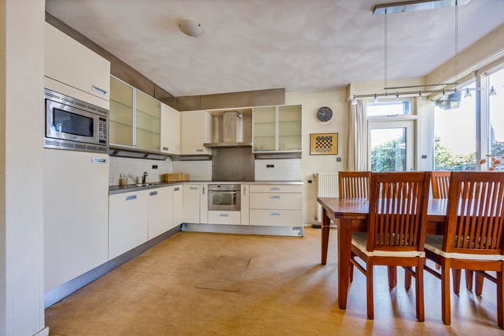 Foto 11 van Albert Cuypstraat 5