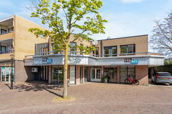 Bernard Leurinkstraat 31 - 31A, Losser