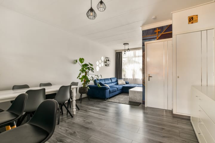 Photo 10 of Constantijn Huygensstraat 54