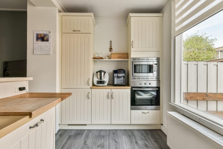 Photo 13 of Constantijn Huygensstraat 54