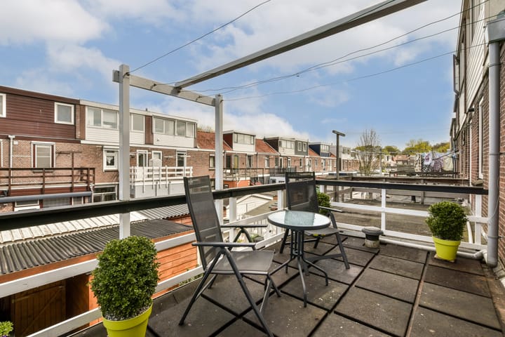 Photo 16 of Constantijn Huygensstraat 54