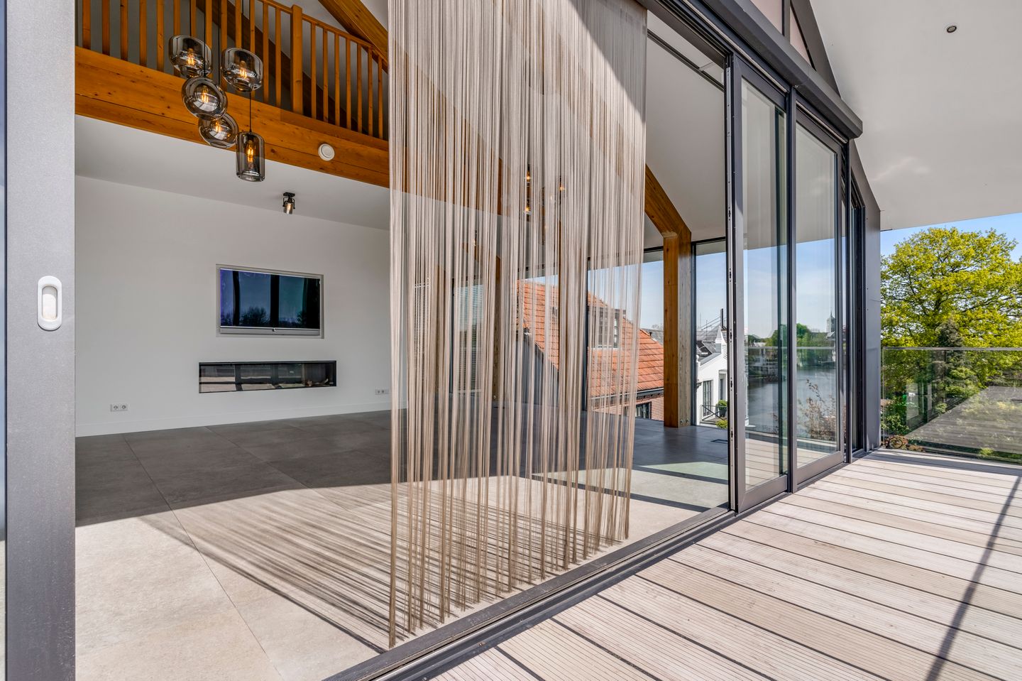 Foto 14 van Hoger Einde-Zuid 22-B