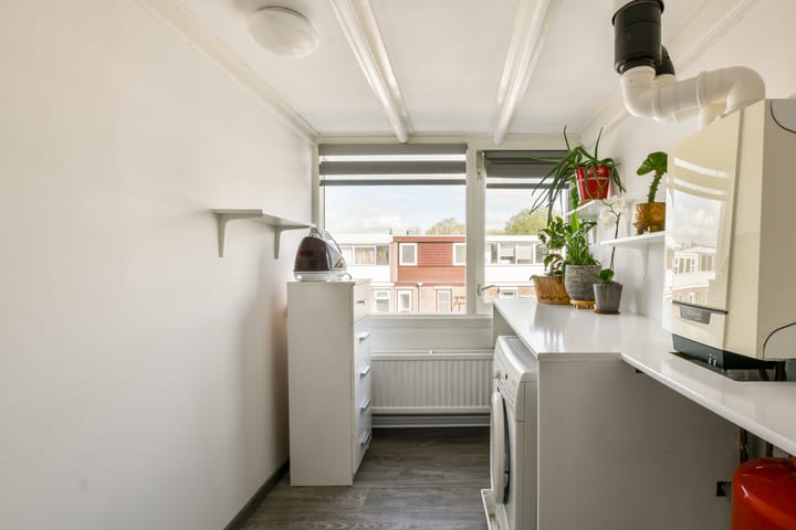 Photo 23 of Constantijn Huygensstraat 54