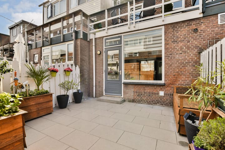 Photo 27 of Constantijn Huygensstraat 54