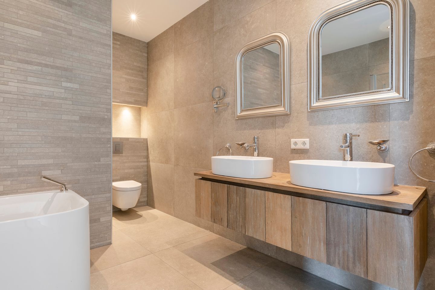 Foto 19 van Hoger Einde-Zuid 22-B