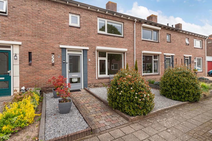 Foto 6 van Ericastraat 17