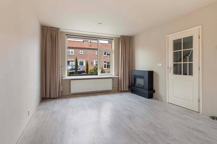 Foto 12 van Ericastraat 17