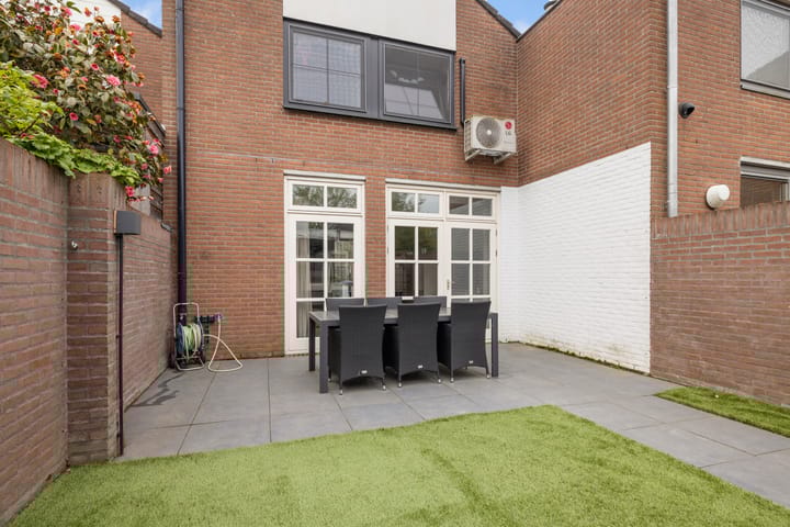 Foto 32 van Dieze 69