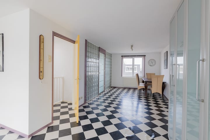 Photo 32 of Willebrordstraat 20