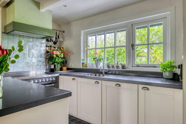 Foto 12 van Zeedijk 17