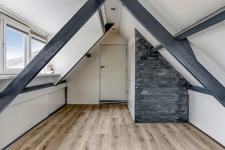 Foto 23 van Zeedijk 17