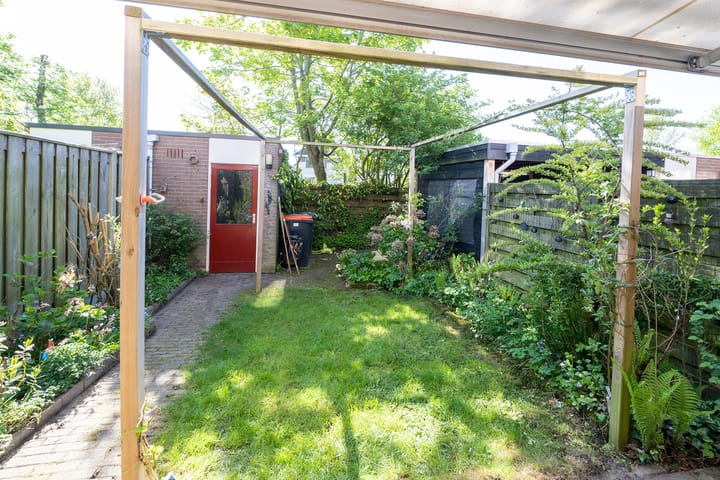 Foto 22 van Van Limburg Stirumware 20