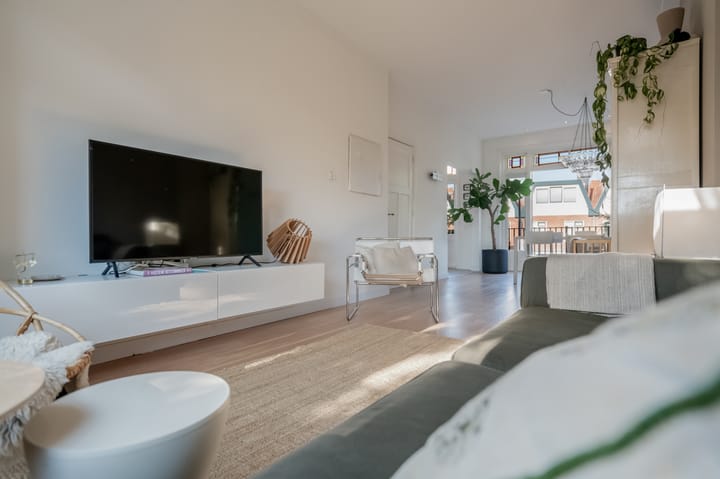 Foto 12 van Van 't Hoffstraat 38-A