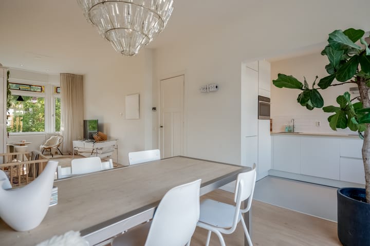 Foto 16 van Van 't Hoffstraat 38-A