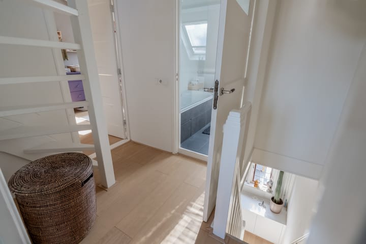 Foto 31 van Van 't Hoffstraat 38-A