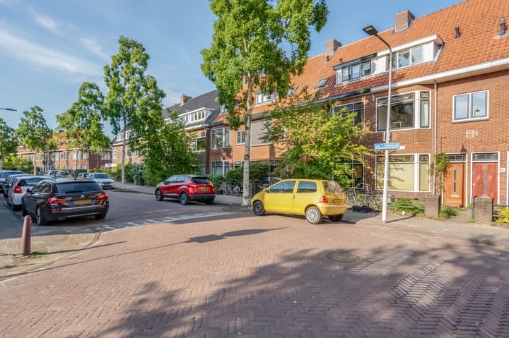 Foto 54 van Van 't Hoffstraat 38-A