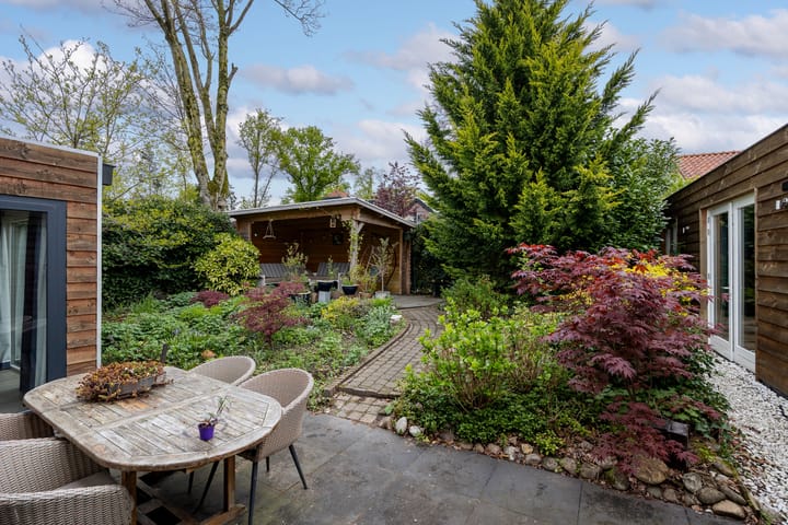 Foto 3 van Koningin-Julianalaan 94