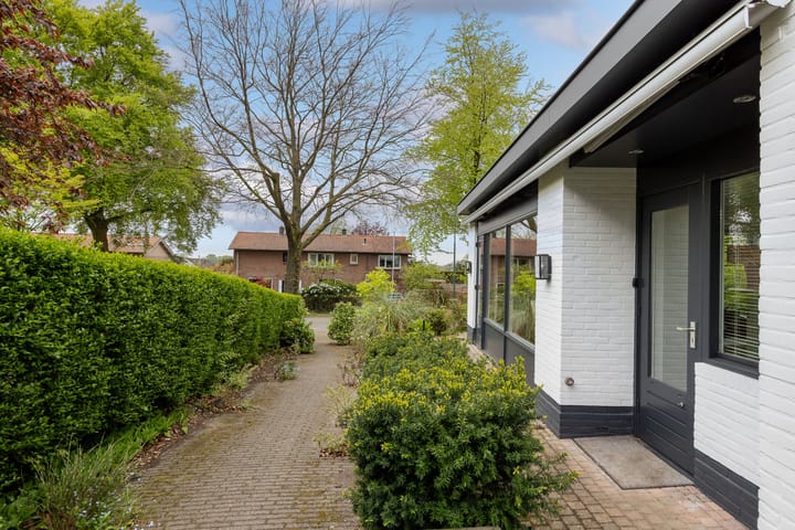 Foto 44 van Koningin-Julianalaan 94