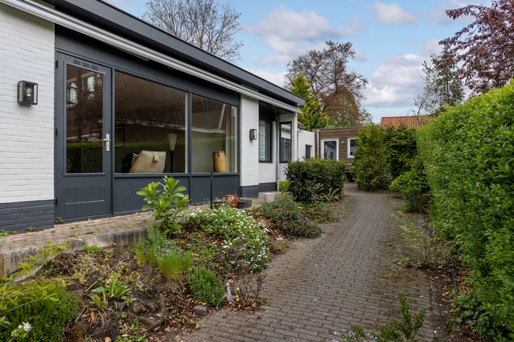 Foto 45 van Koningin-Julianalaan 94