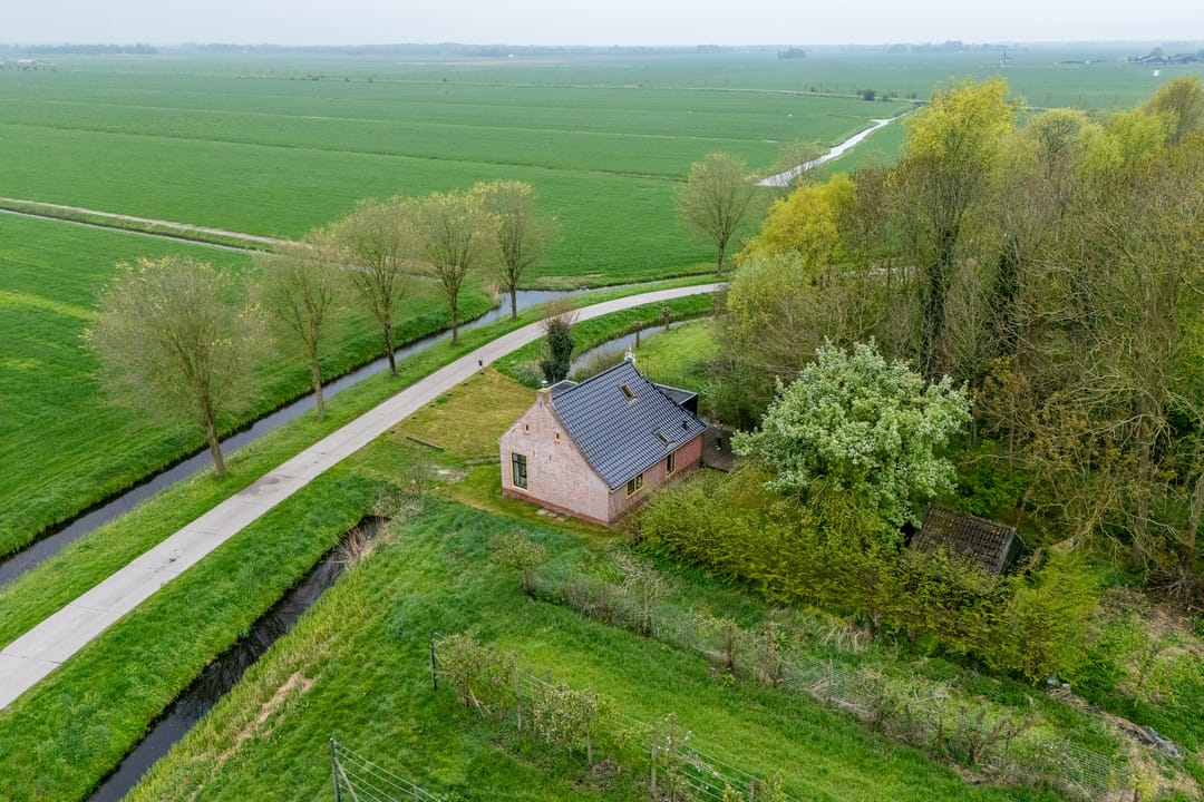 Foto 2 van Weardebuorsterwei 12