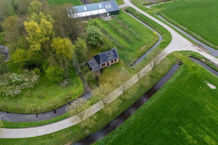 Foto 11 van Weardebuorsterwei 12