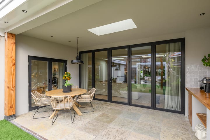 Foto 19 van Secretaris Varkevisserstraat 335