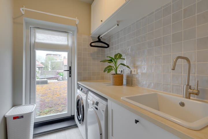 Foto 35 van Secretaris Varkevisserstraat 335