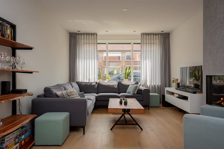 Foto 15 van Leeuwerikstraat 64