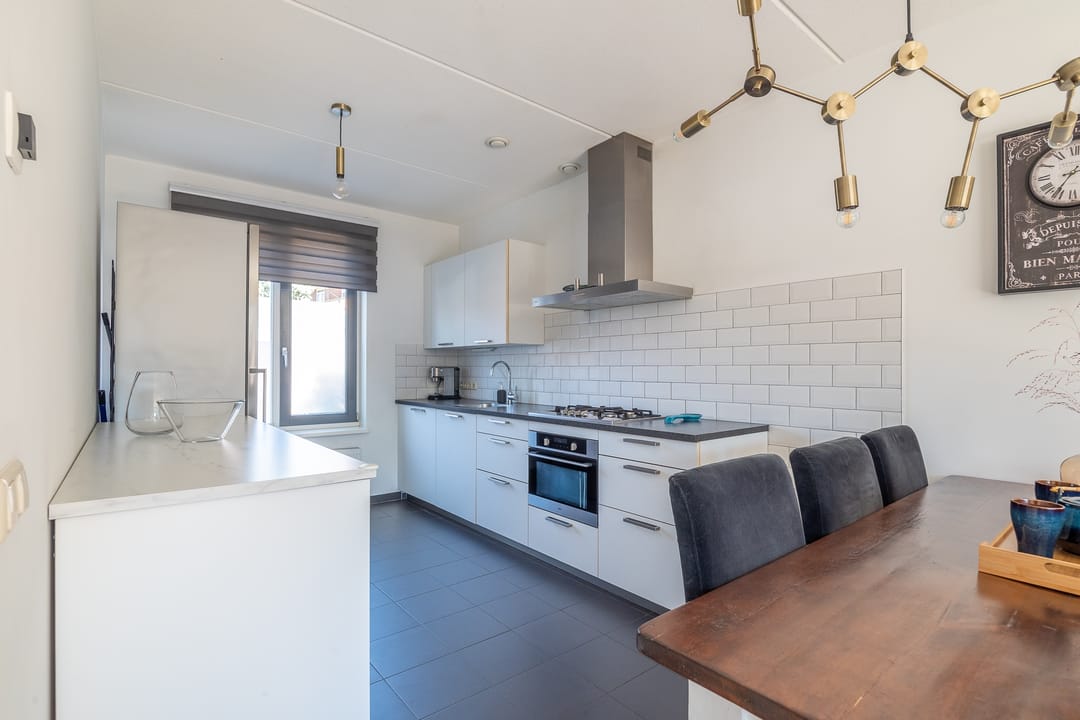 Foto 7 van Bloemstraat 52