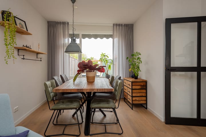 Foto 20 van Leeuwerikstraat 64