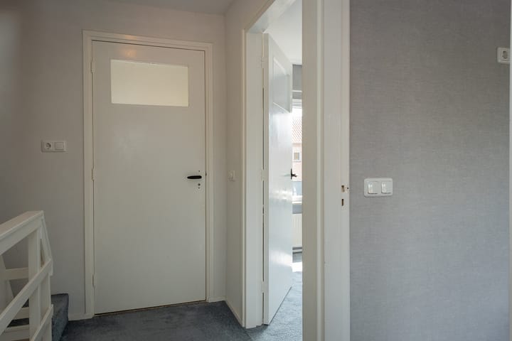 Foto 21 van Leeuwerikstraat 64